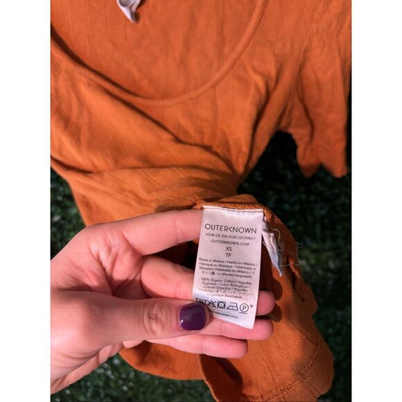 Outerknown Joni Pointelle Scoop Neck Tee / 100% cotton / rust / XS - Picture 3 of 3